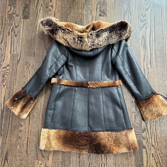 Women's Brown 💯% genuine shearling Fur Trim Coat - Picture 2 of 13